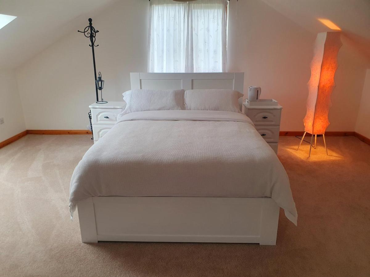 Urkers' Guest Accommodation Crossmaglen Buitenkant foto