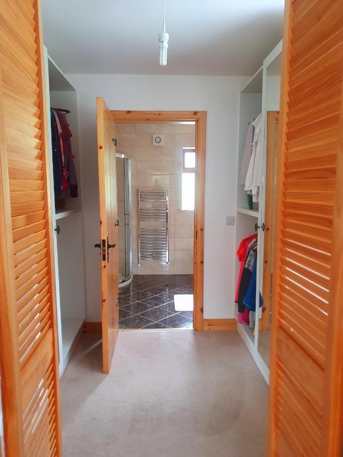 Urkers' Guest Accommodation Crossmaglen Buitenkant foto